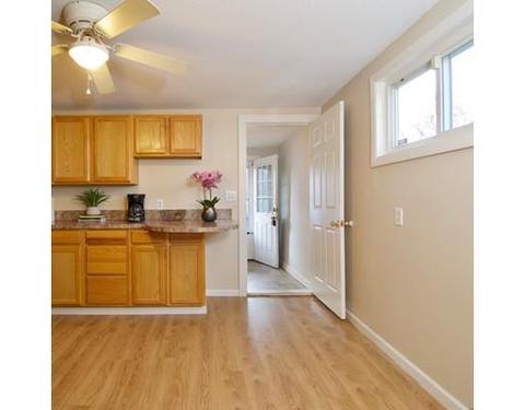 70 Lucerne Rd, Springfield, MA 01119 photo 14