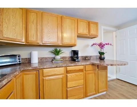 70 Lucerne Rd, Springfield, MA 01119 photo 12