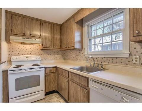 57 Sylvan St #4E, Danvers, MA 01923 photo 5