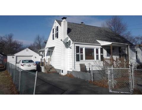 1050 Berkshire Ave, Springfield, MA 01151 photo 4