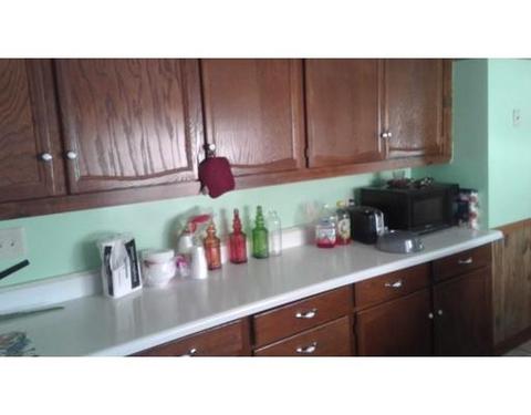 1050 Berkshire Ave, Springfield, MA 01151 photo 6
