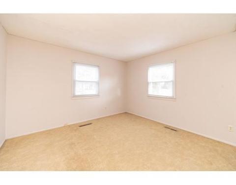 1318 Plumtree Rd, Springfield, MA 01119 photo 17