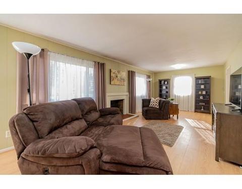 1318 Plumtree Rd, Springfield, MA 01119 photo 7