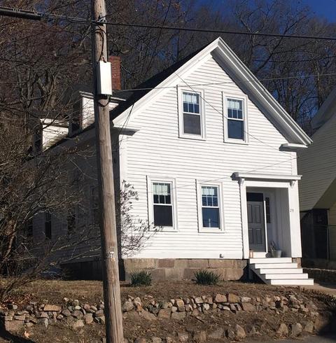 29 Warner St, Gloucester, MA 01930 photo 2
