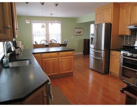 23 Riverside St, Danvers, MA 01923 photo 5