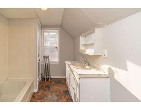 48 Euclid Ave, Springfield, MA 01108 photo 23