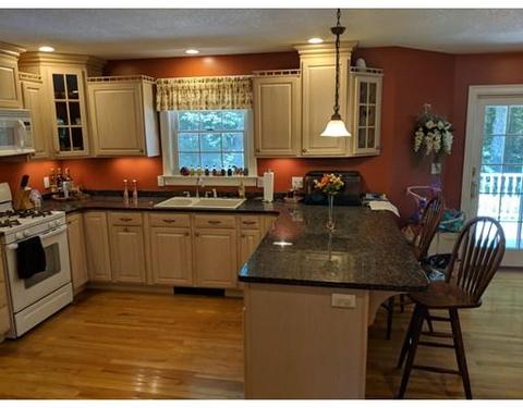 71 East Hl, Brimfield, MA 01010 photo 4