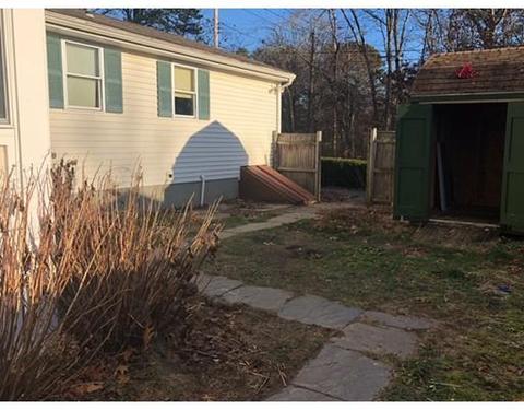 13 Briarwood Dr, Wareham, MA 02571 photo 2