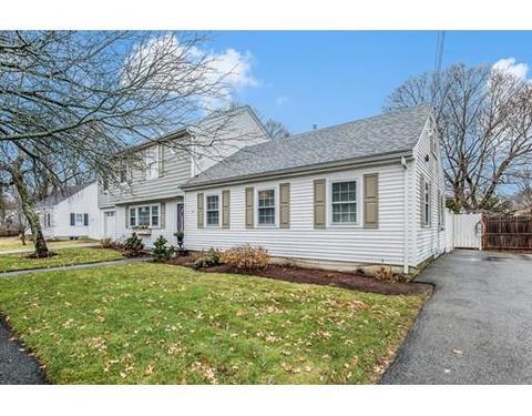 115 Sylvan St, Danvers, MA 01923 photo 2