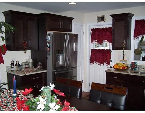 127 Middlesex St, Fall River, MA 02723 photo 4