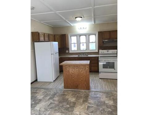 21 Waverly, Springfield, MA 01109 photo 3