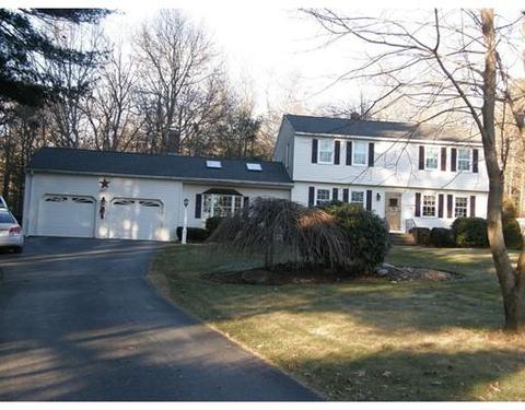 3 Blueberry Ln, Webster, MA 01570 photo 1