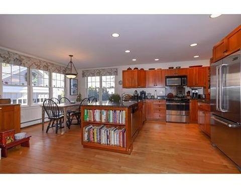 11 Coulton Park, Needham, MA 02492 photo 8