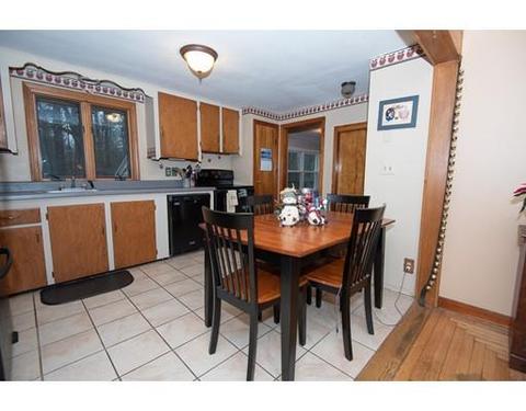 52 Hough Rd, Sutton, MA 01590 photo 4