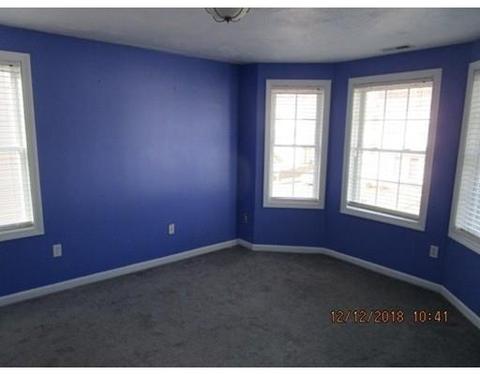 94 Ledgecrest Dr, Worcester, MA 01603 photo 9