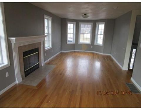 94 Ledgecrest Dr, Worcester, MA 01603 photo 4