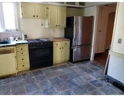 119 Barre St, Fall River, MA 02723 photo 6