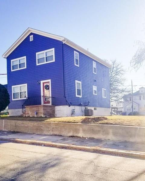 631 Tower St, Fall River, MA 02721 photo 2