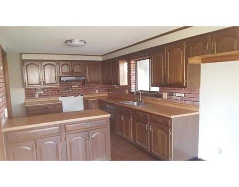 39 Fairview, Chicopee, MA 01013 photo 5