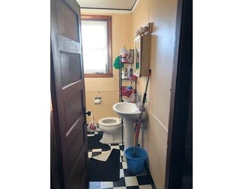 727 Dwelly St, Fall River, MA 02724 photo 7