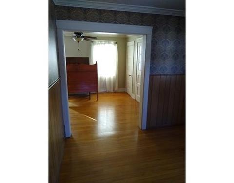 28 Clement St, Worcester, MA 01603 photo 8