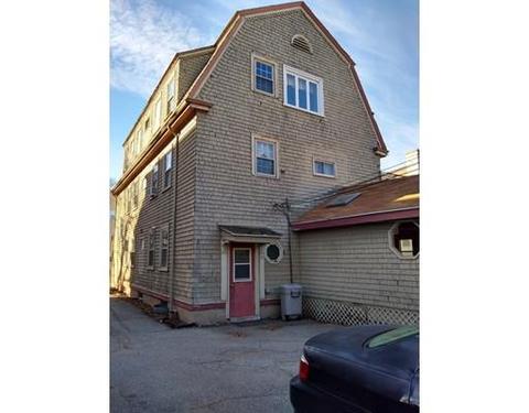 28 Clement St, Worcester, MA 01603 photo 2