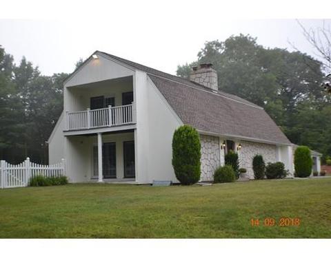 215 Maureen Cir, Burrillville, RI 02839 photo 3