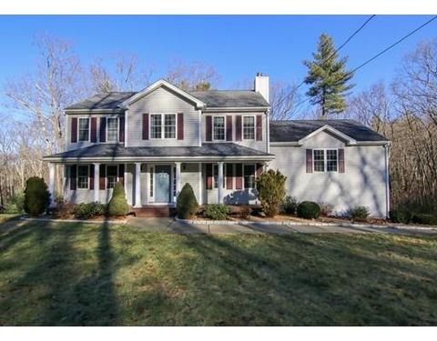 1237 Mendon Rd, Northbridge, MA 01534 photo 1