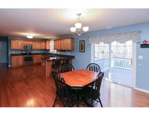 1237 Mendon Rd, Northbridge, MA 01534 photo 4