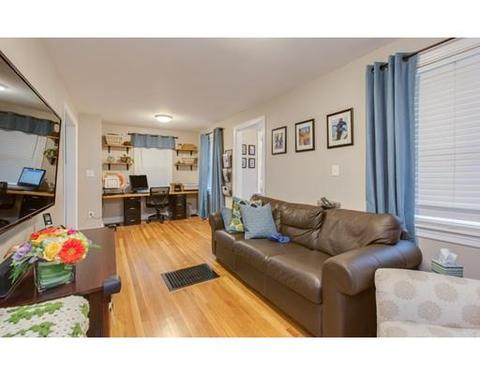 13 Colburn, Reading, MA 01867 photo 4