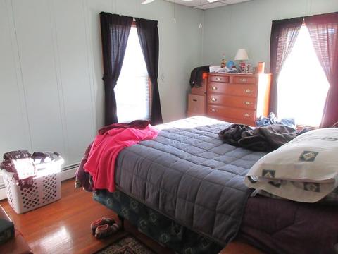 76 Howe St, Fall River, MA 02724 photo 10