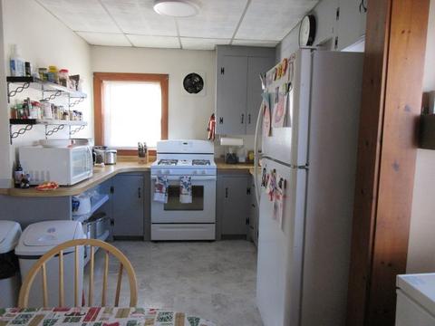 76 Howe St, Fall River, MA 02724 photo 13