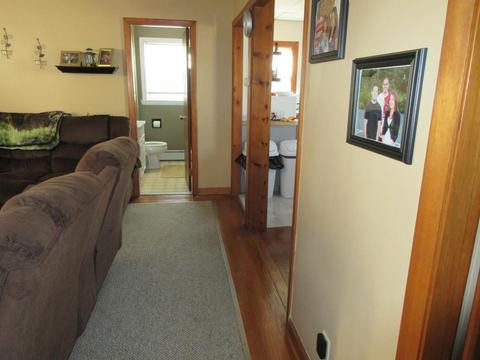 76 Howe St, Fall River, MA 02724 photo 11