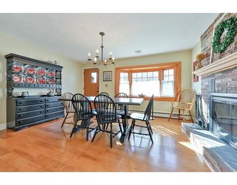 7 Birchcroft Rd, Canton, MA 02021 photo 6