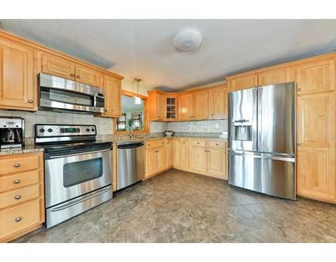 7 Birchcroft Rd, Canton, MA 02021 photo 5