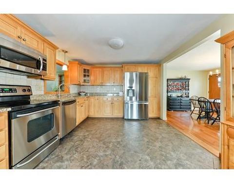 7 Birchcroft Rd, Canton, MA 02021 photo 13