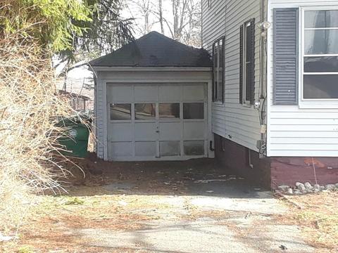 114 Haskell Ave, Clinton, MA 01510 photo 2