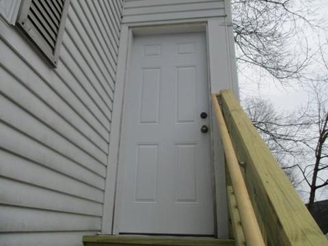 114 Haskell Ave, Clinton, MA 01510 photo 4