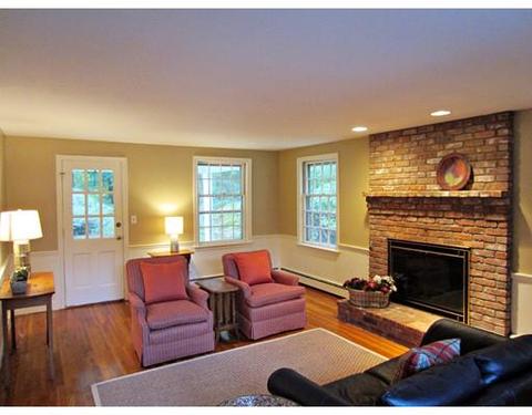 6 Trinity Ct, Wellesley, MA 02481 photo 7