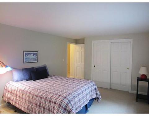 6 Trinity Ct, Wellesley, MA 02481 photo 12