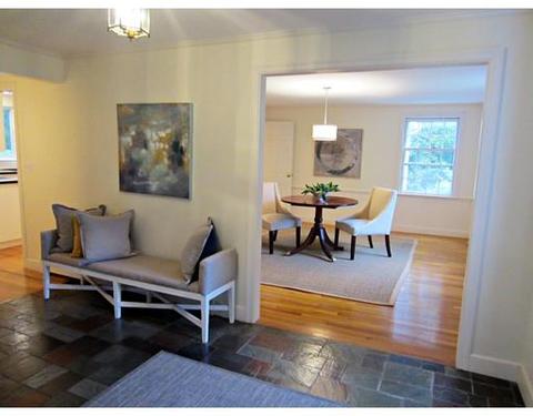 6 Trinity Ct, Wellesley, MA 02481 photo 2