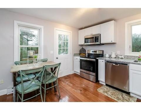 22 Devonshire Dr, Mashpee, MA 02649 photo 5