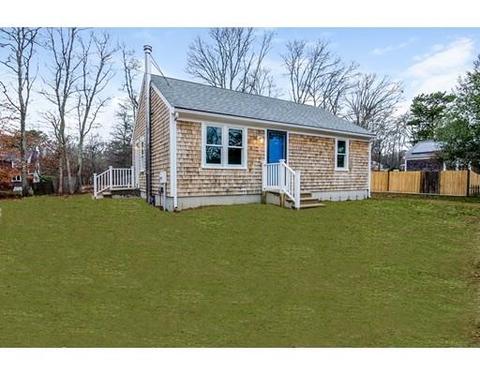 22 Devonshire Dr, Mashpee, MA 02649 photo 1