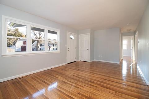 64 Maple St, Bourne, MA 02532 photo 2