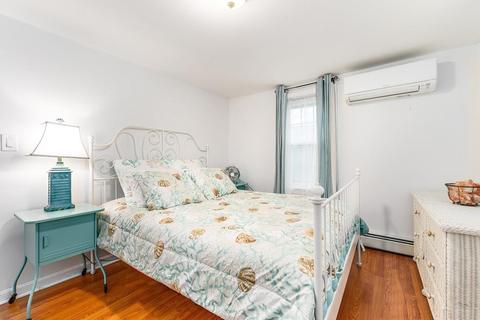 125 Hampton Cir, Hull, MA 02045 photo 17