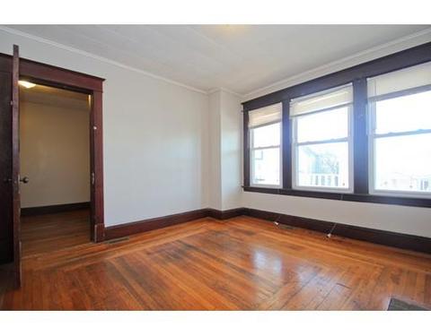31 Longview St, Springfield, MA 01108 photo 8