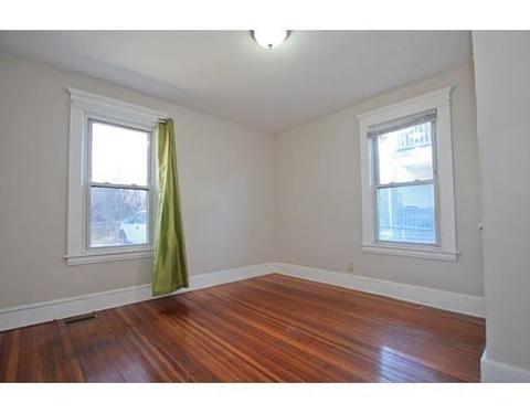 31 Longview St, Springfield, MA 01108 photo 13