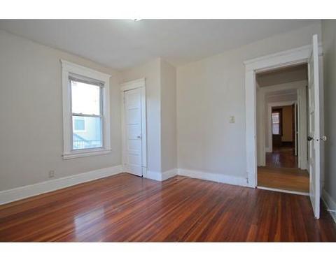 31 Longview St, Springfield, MA 01108 photo 14