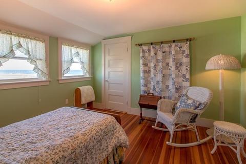 109 Beach Ave, Hull, MA 02045 photo 21