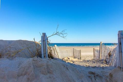 109 Beach Ave, Hull, MA 02045 photo 4